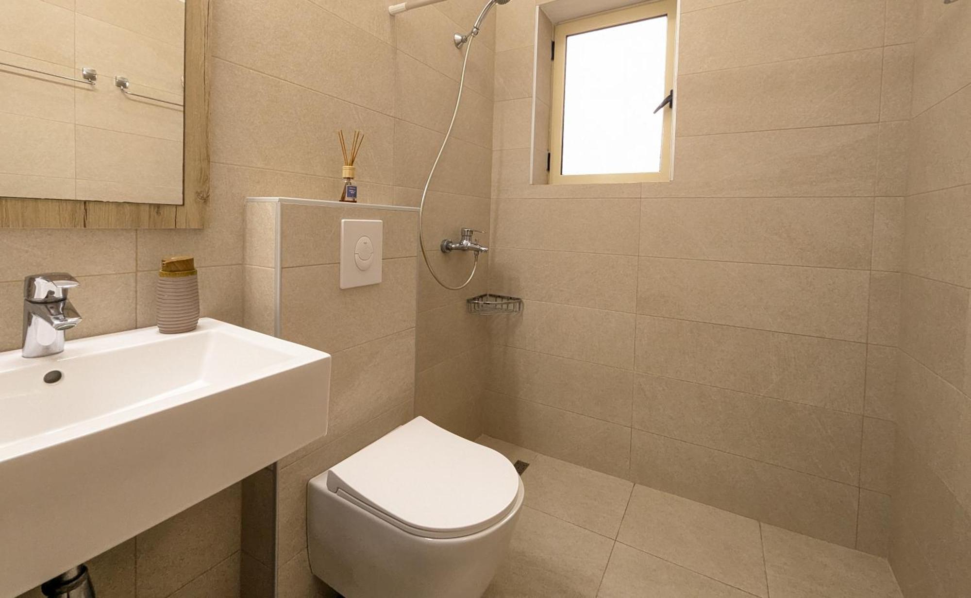 Apartment Vasil Mertiri *
